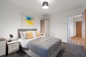 City Point Apartments by Guestz