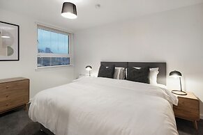 City Point Apartments by Guestz