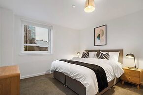 City Point Apartments by Guestz
