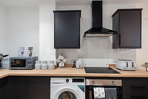 City Point Apartments by Guestz