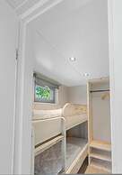 Fokke Sleat Houseboat