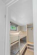 Doeke Sleat Houseboat