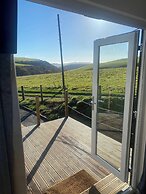 Hill View Cabin-private hot Tub-valley Views