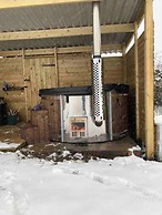 Hill View Cabin-private hot Tub-valley Views