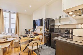 Charming & Modern Studio Center of Paris