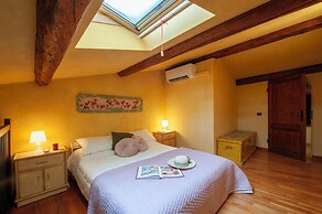 Cate Apartment - Flo Apartments