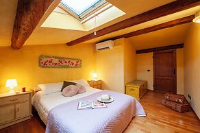 Cate Apartment - Flo Apartments