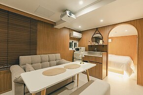 Esanghan Hotel Bupyeong