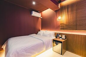 Esanghan Hotel Bupyeong