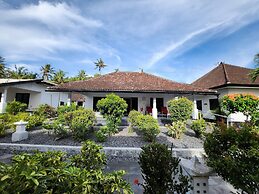 Bugbug Beach Resort