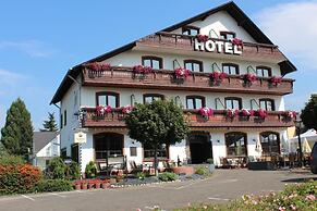 ALEMBRA - Hotel zur Moselbrücke