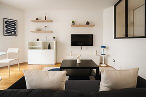 Elegant Appartement au 19e