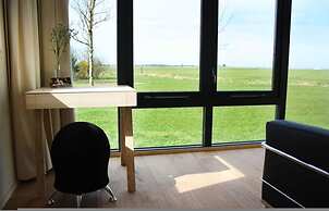 Leien Tiny House Cabin