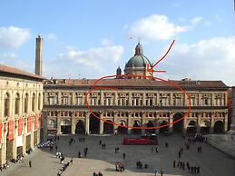 Urbanicooh Azzoguidi Torre Asinelli View