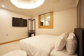 JM HOTEL