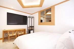 JM HOTEL