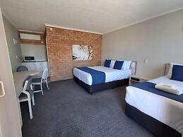 BLUE DIAMOND MOTOR INN