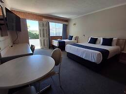 BLUE DIAMOND MOTOR INN