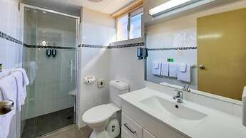 BLUE DIAMOND MOTOR INN