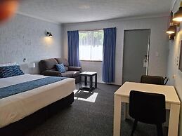 BLUE DIAMOND MOTOR INN
