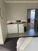 Dawson Motel