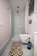 Galata Maison by Guest Teori