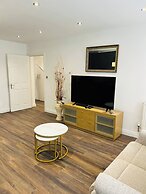 Charming 1-bedroom Apartment in Central Northampton