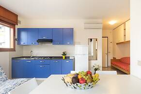 Comfortable Apartment by the Beach