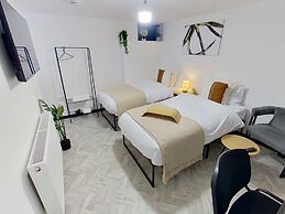 Hobbit Studio Flat - City Centre/a O Arena/parking