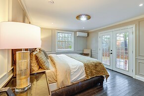 Easy Coast Access! Elevated Marthas Vineyard Stay