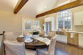 Easy Coast Access! Elevated Marthas Vineyard Stay