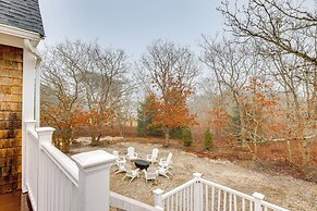 Easy Coast Access! Elevated Marthas Vineyard Stay