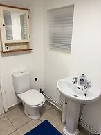 Cozee 2-bed nr New Cross Hospital