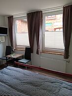 Hotel stückers