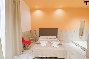 GREROS TOLEDO H. by Clapa Group dislocated hospitality