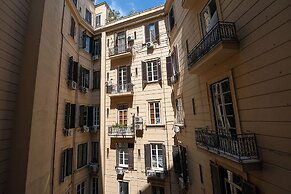 GREROS TOLEDO H. by Clapa Group dislocated hospitality