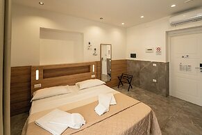 GREROS TOLEDO H. by Clapa Group dislocated hospitality