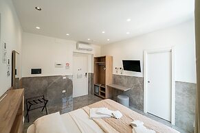 GREROS TOLEDO H. by Clapa Group dislocated hospitality
