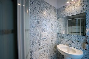 GREROS TOLEDO H. by Clapa Group dislocated hospitality