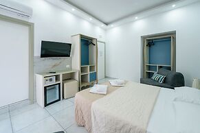 GREROS TOLEDO H. by Clapa Group dislocated hospitality
