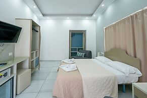 GREROS TOLEDO H. by Clapa Group dislocated hospitality