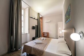 GREROS TOLEDO H. by Clapa Group dislocated hospitality