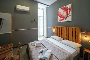 GREROS TOLEDO H. by Clapa Group dislocated hospitality