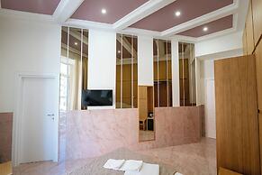 GREROS TOLEDO H. by Clapa Group dislocated hospitality