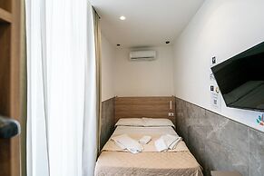 GREROS TOLEDO H. by Clapa Group dislocated hospitality