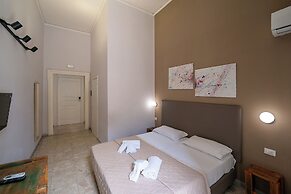 GREROS TOLEDO H. by Clapa Group dislocated hospitality