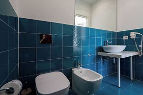 GREROS TOLEDO H. by Clapa Group dislocated hospitality