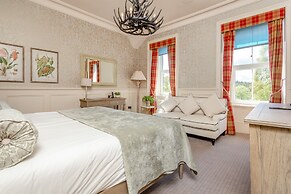 Muckrach Country House