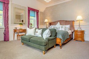 Muckrach Country House