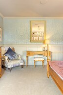 Muckrach Country House